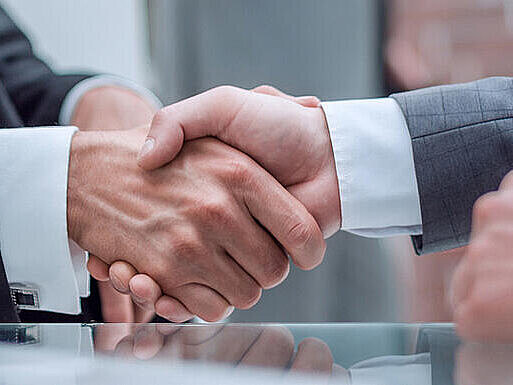 Detail shot Handshake